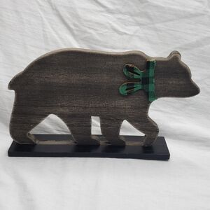 Wooden Black Bear Silhouette Green Buffalo Plaid Scarf